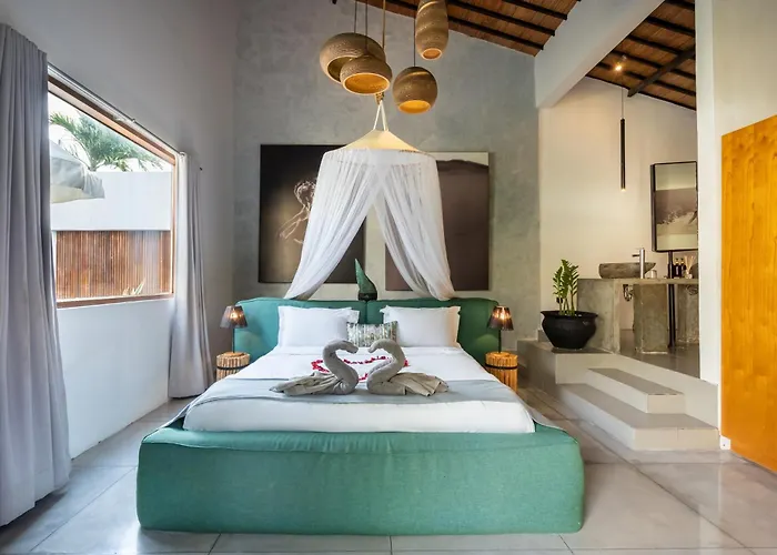 Villa Semesta Collection