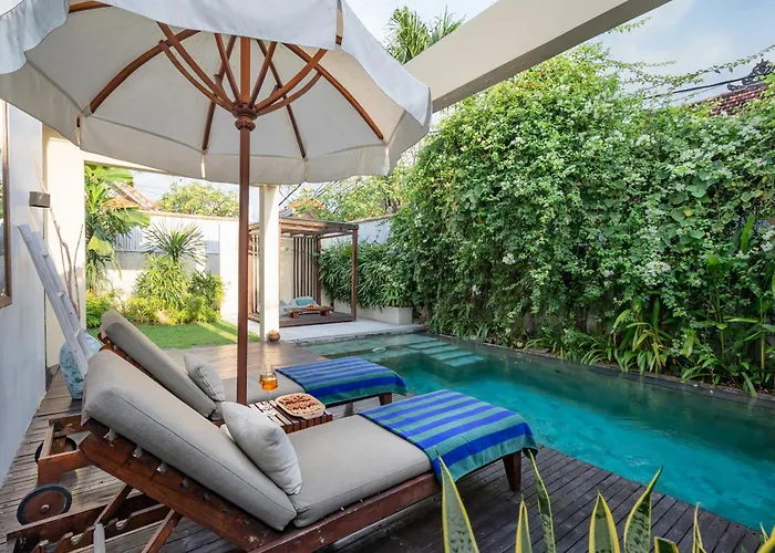 Villa Semesta Collection